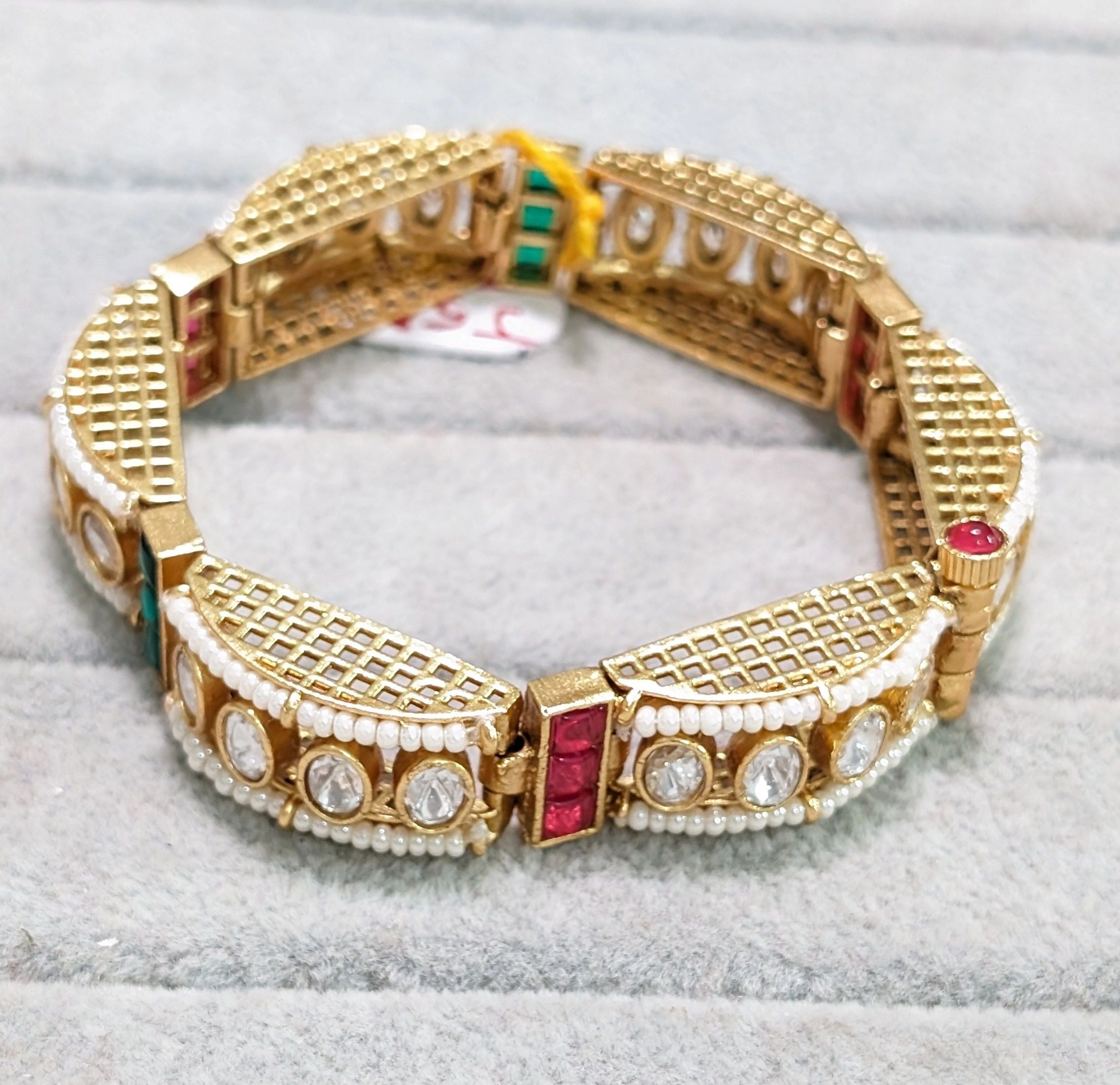 Pure kundan kada (single)