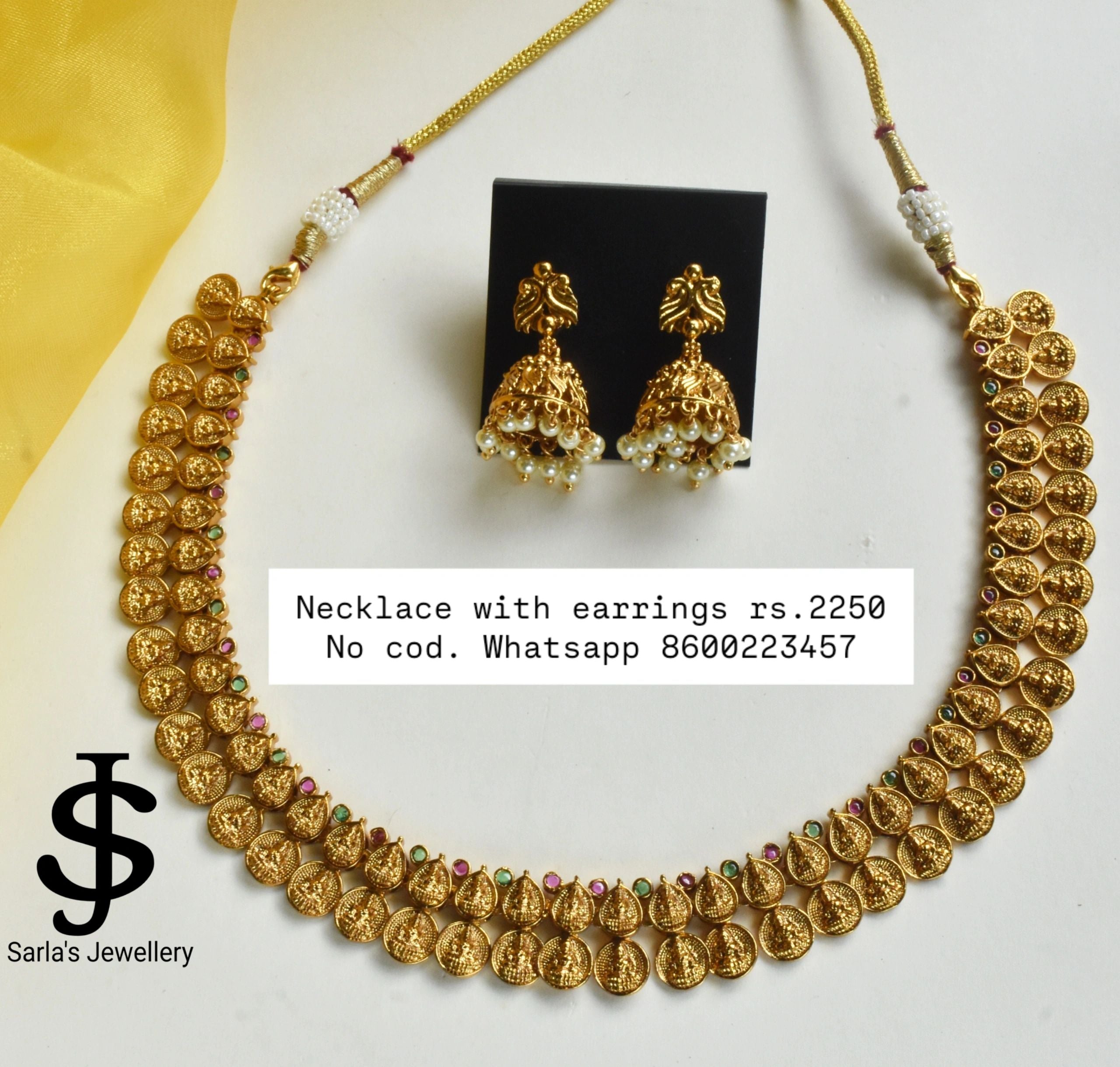 Lakshmi Necklace Gold Forming