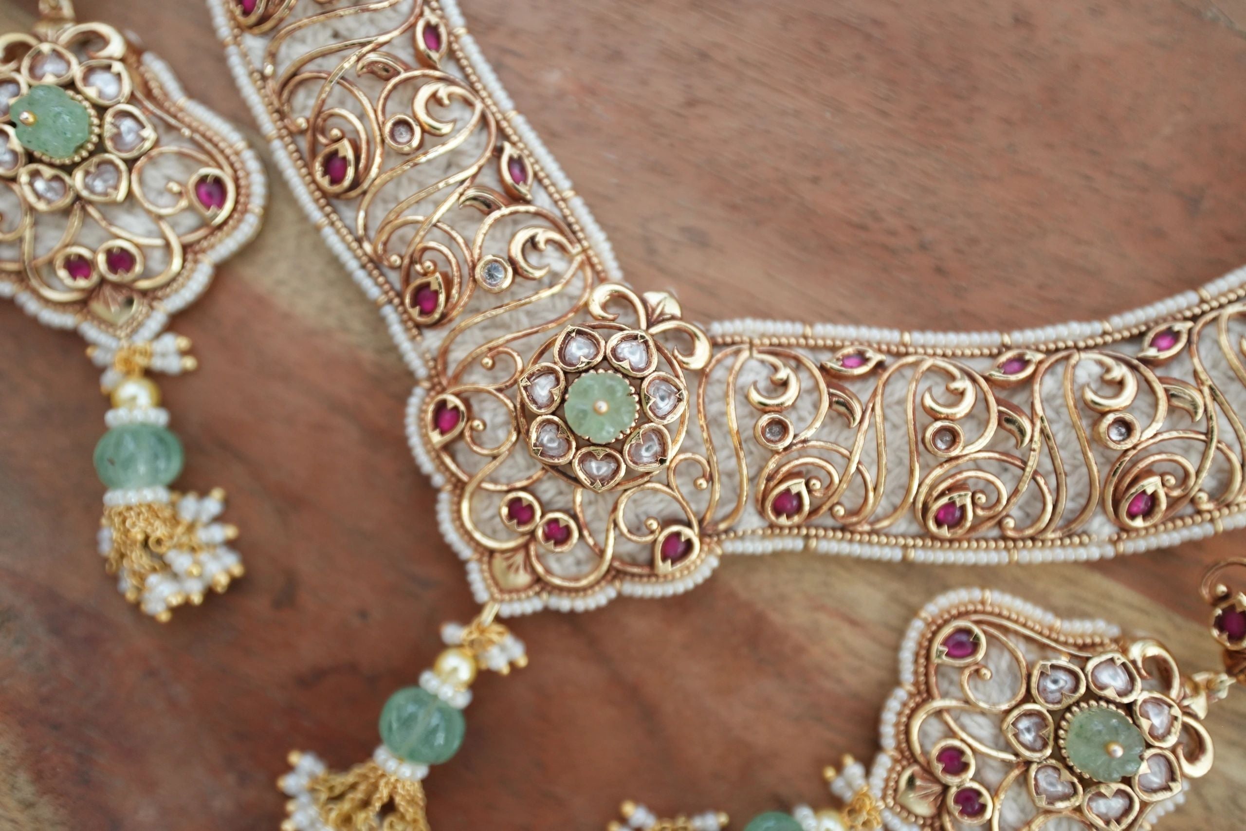 Premium Necklace set White