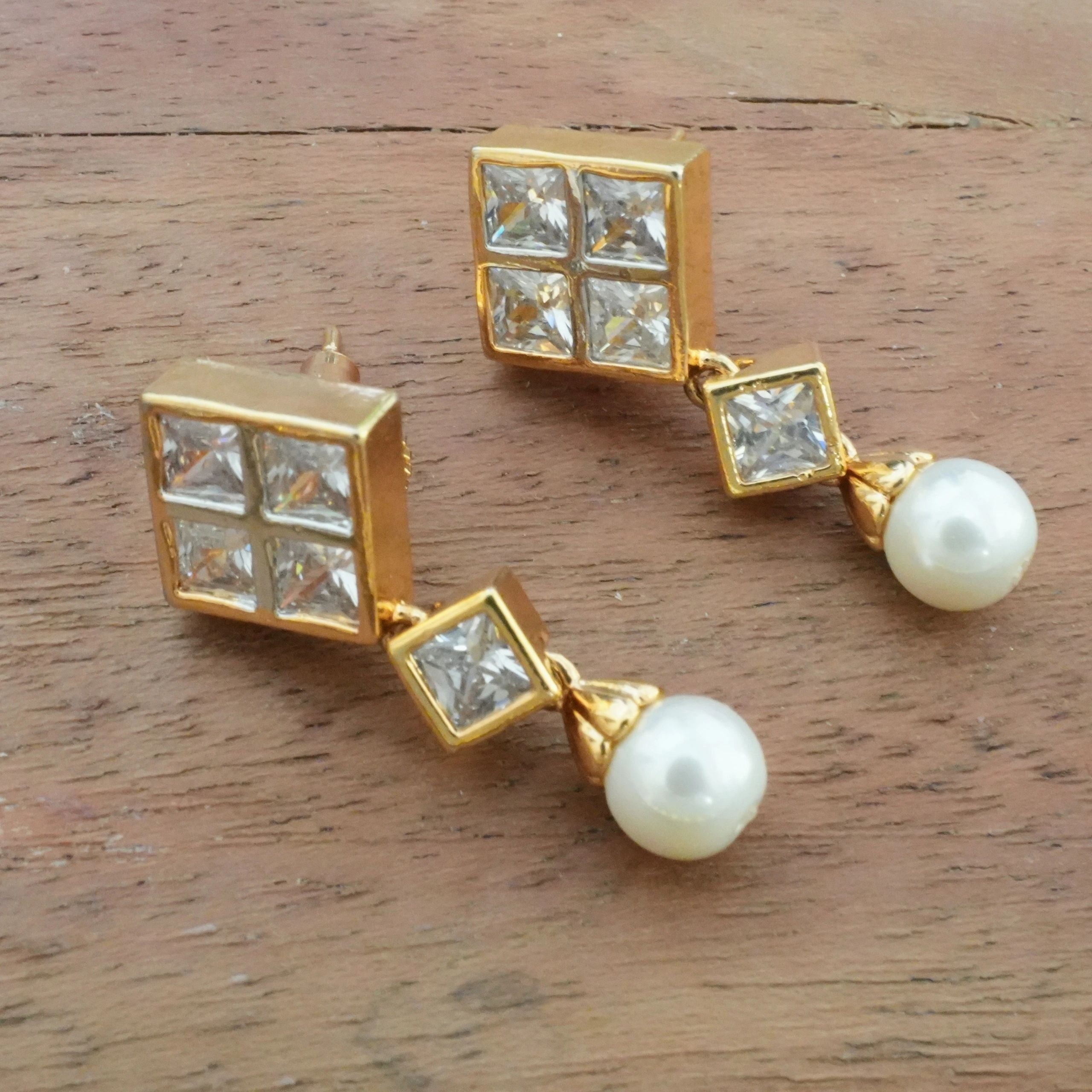2 Tone AD Necklace set