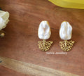 .Mother of pearl (Barroque) Earrings Tops