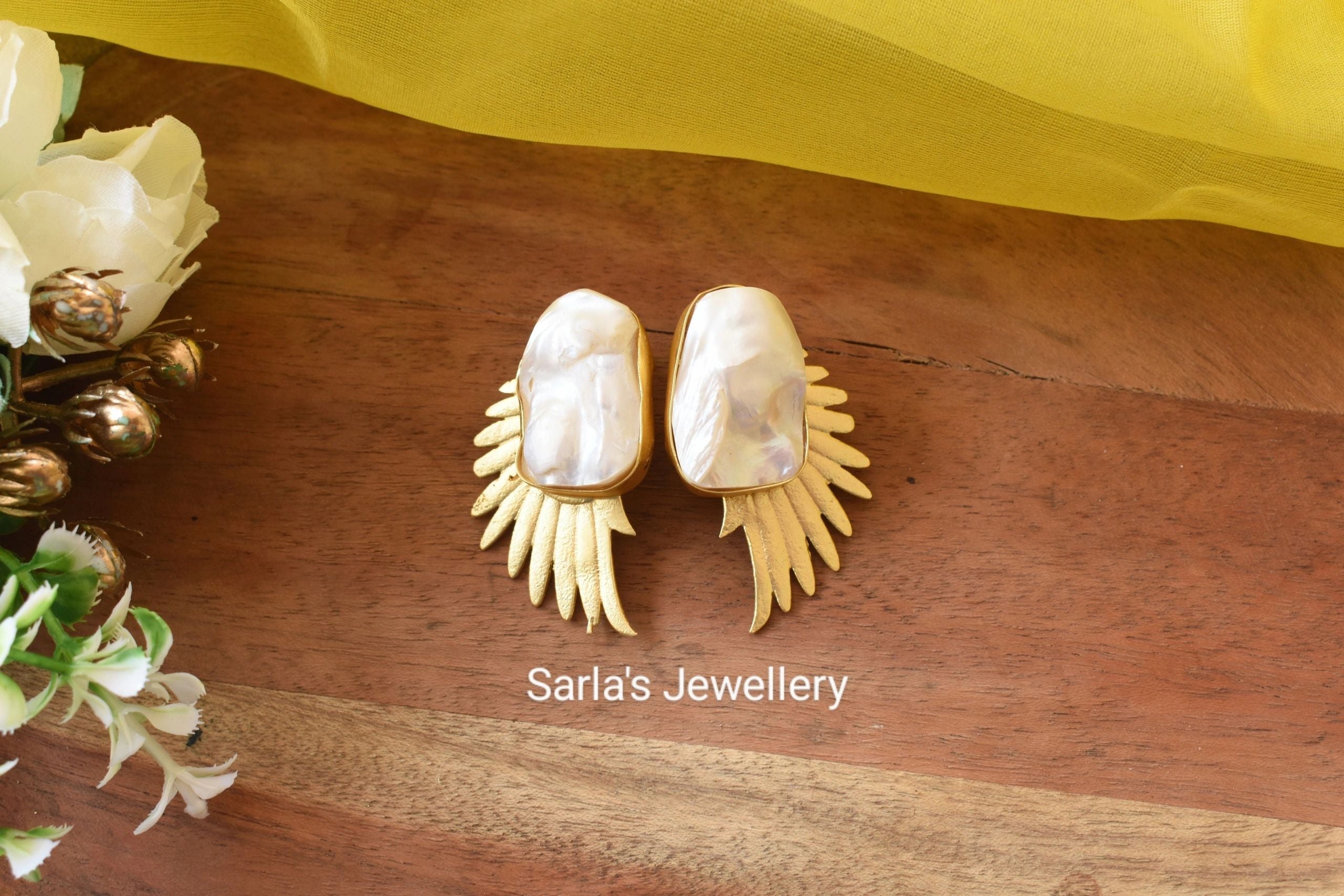 Trendy Mother of Pearls (Barroque) earrings