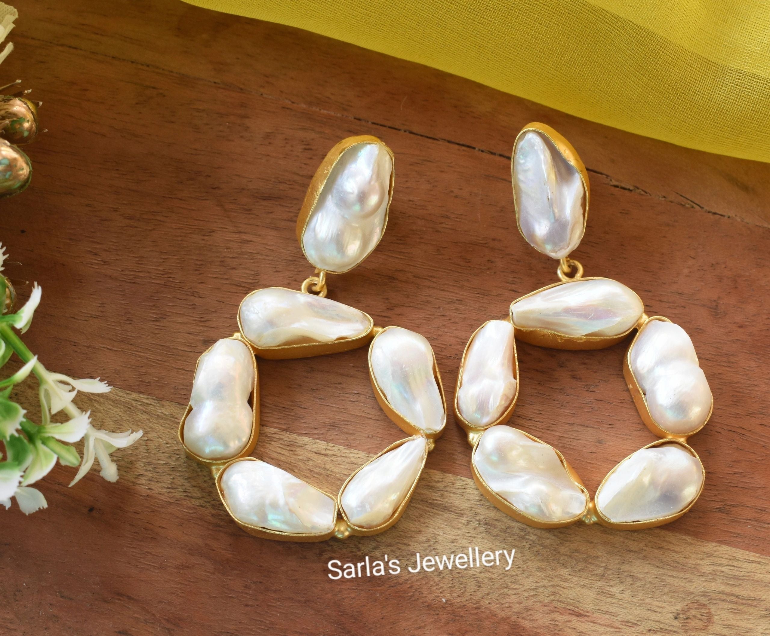 Stylish mother of pearl (Barroque) earrings