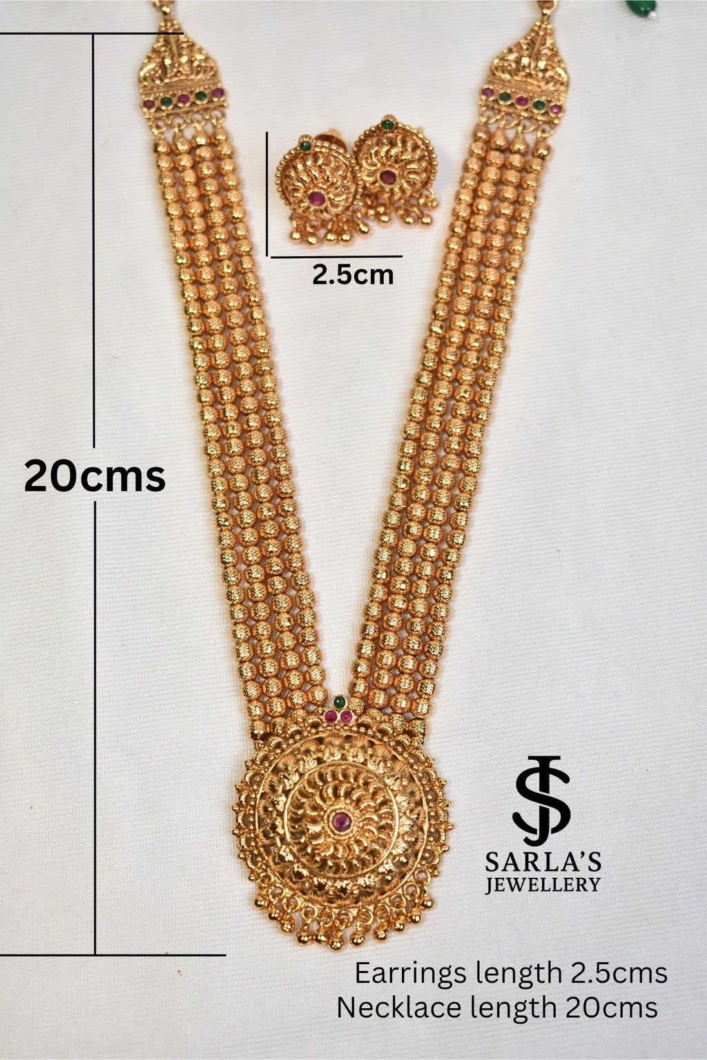 Gold covering Short Necklace with earrings