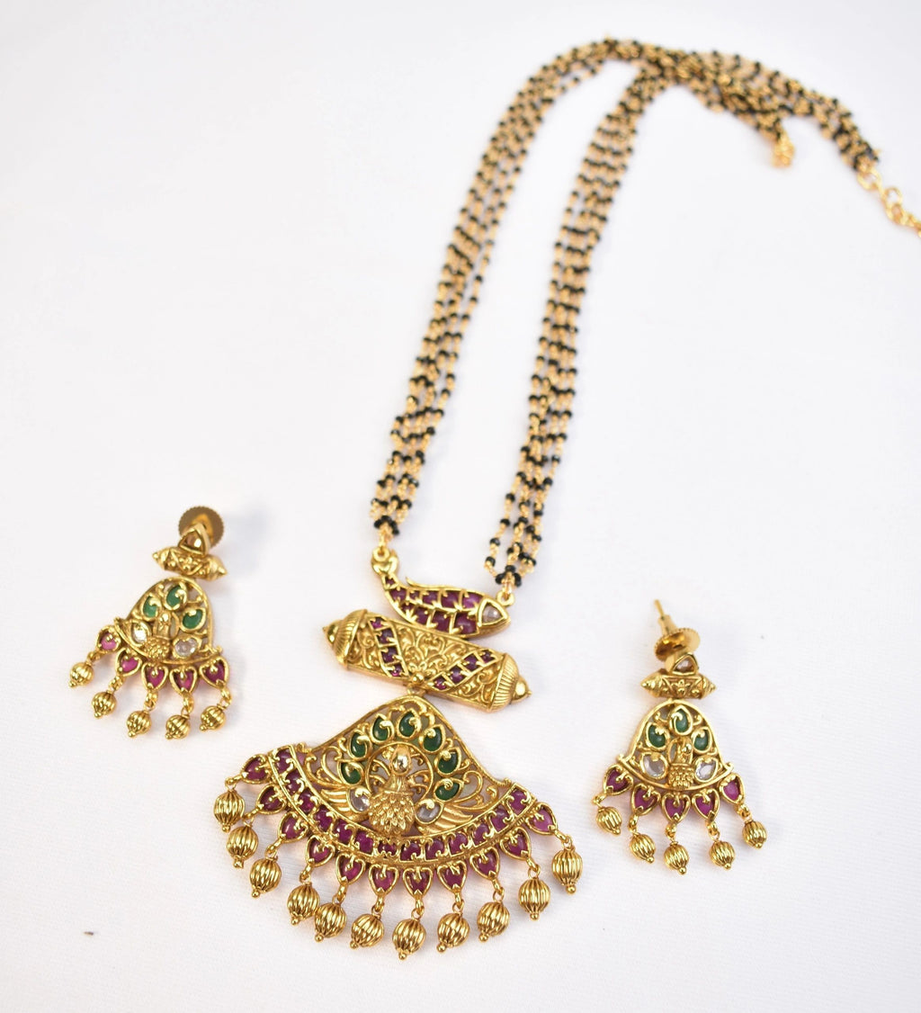 Gold plated Peacock set with multilayer crystal bead mala