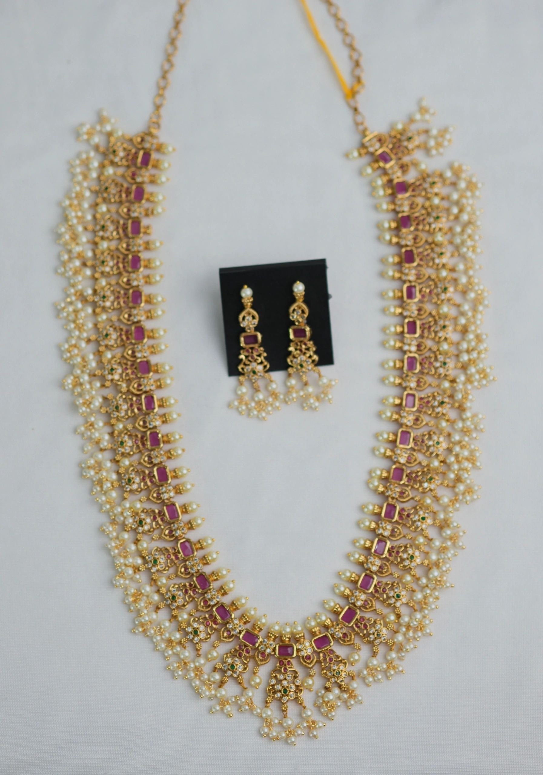 Pearl Grand Long necklace with earrings