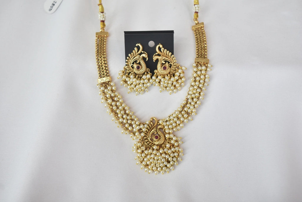 Moti Varnika 3.0 necklace set