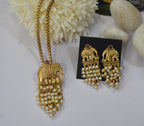 Elephant (r) necklace with earrings length 22â€