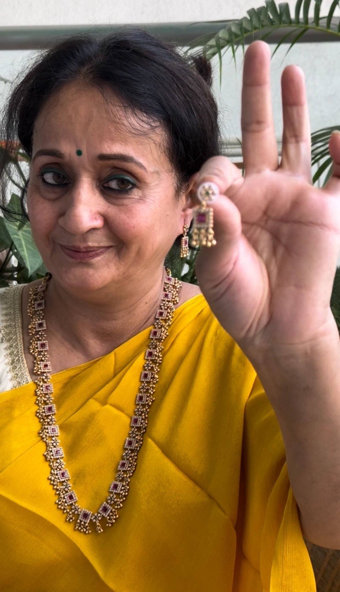 Long Necklace with earrings