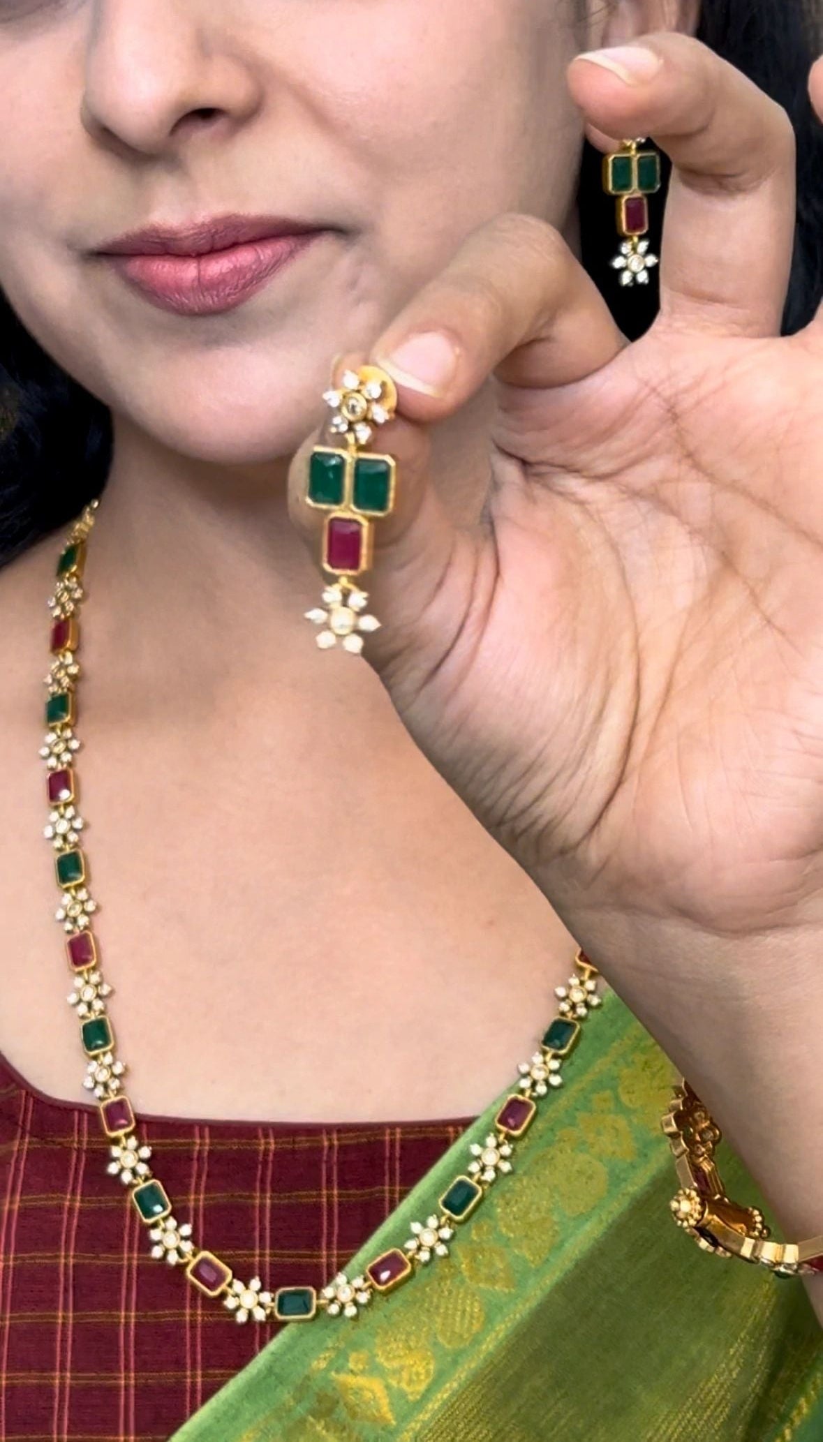 Long Necklace with earrings