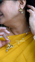Pearl and kundan necklace with earrings