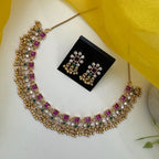 Gold forming sq Ruby necklace