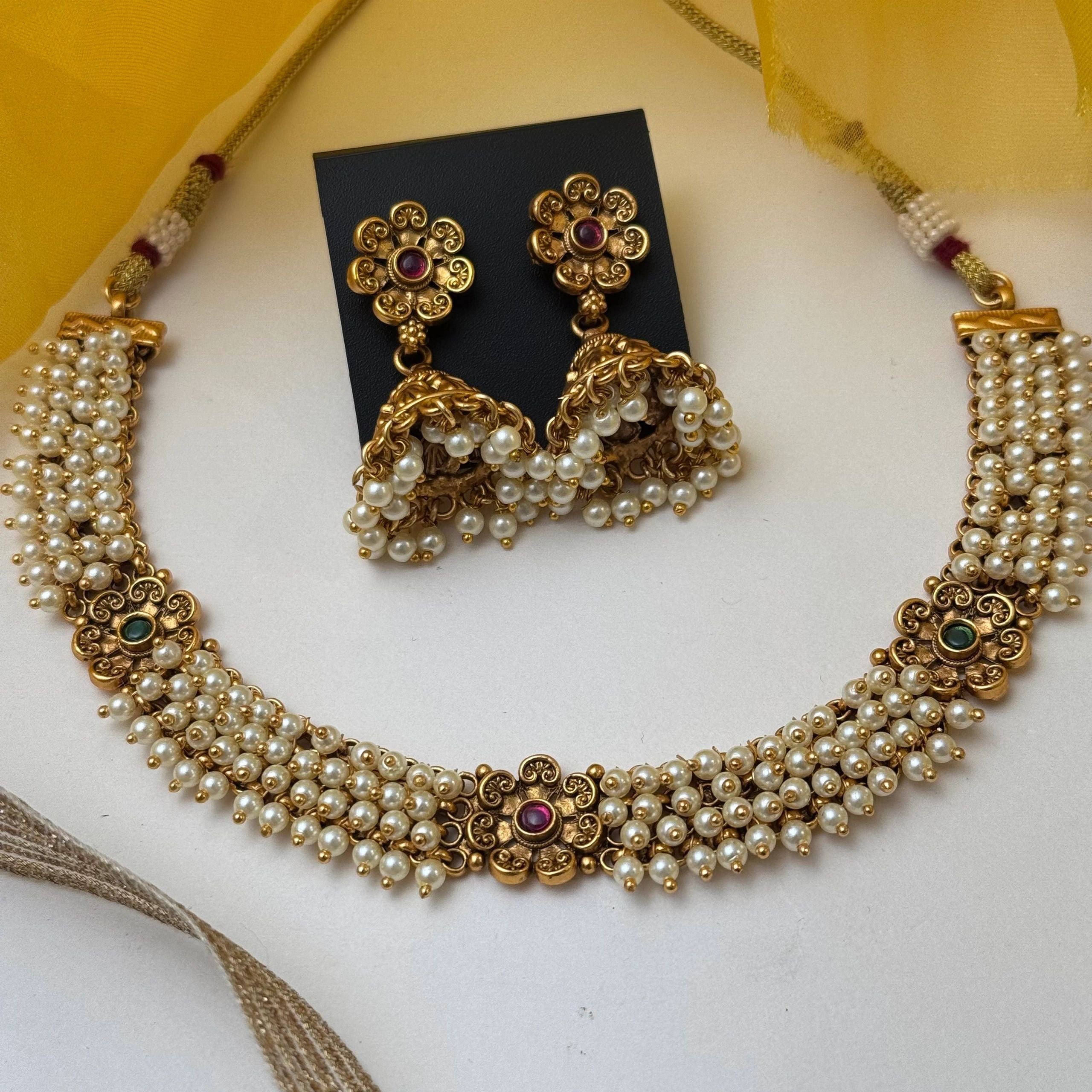 Delicate floral pearl necklace with jhumka