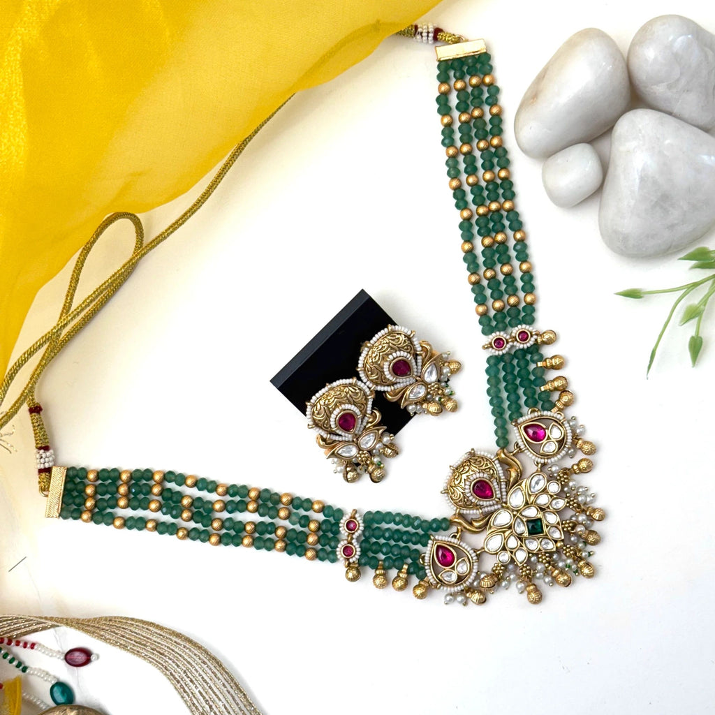 Elegant Kundan Necklace