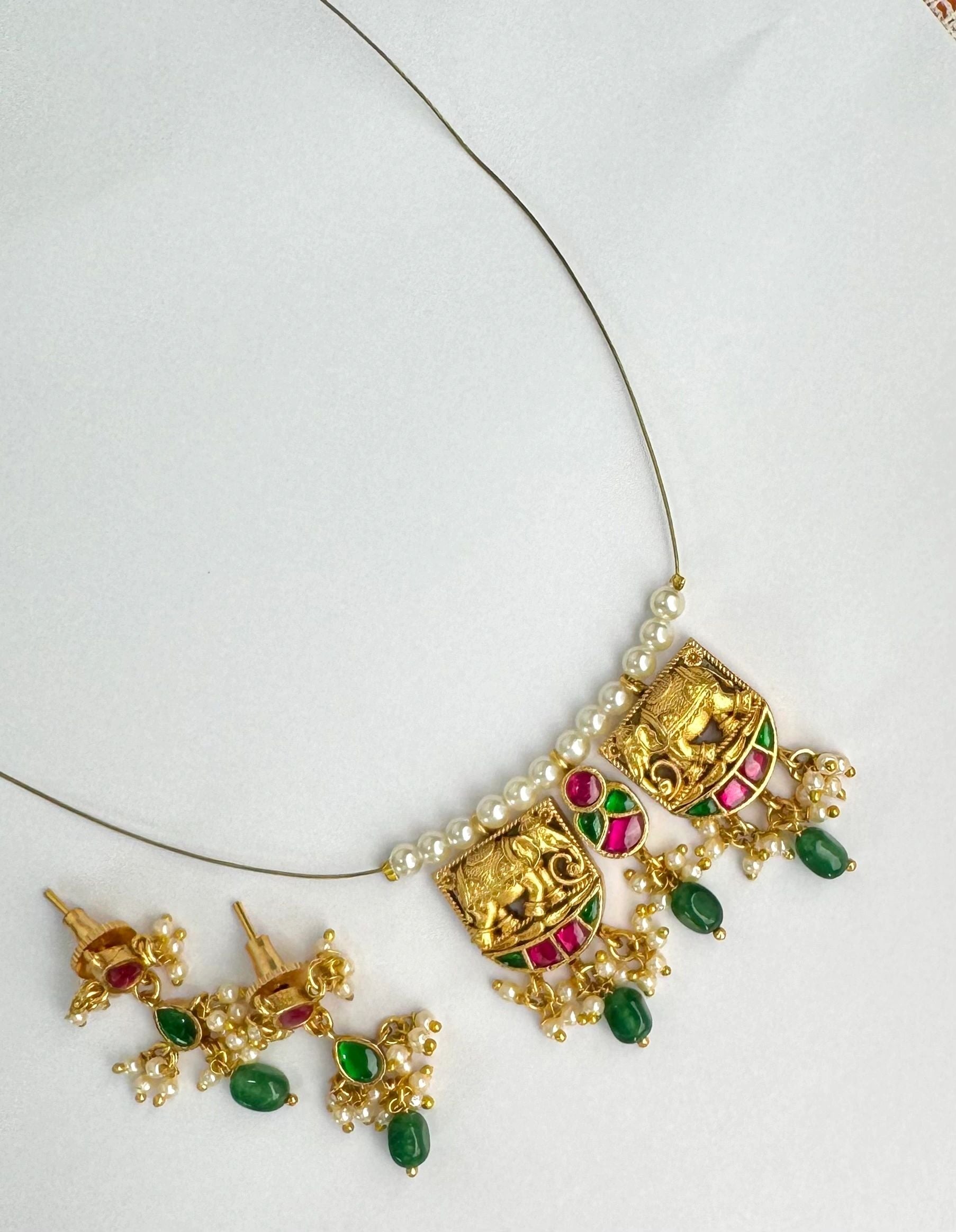 Invisible Chain Pendant set