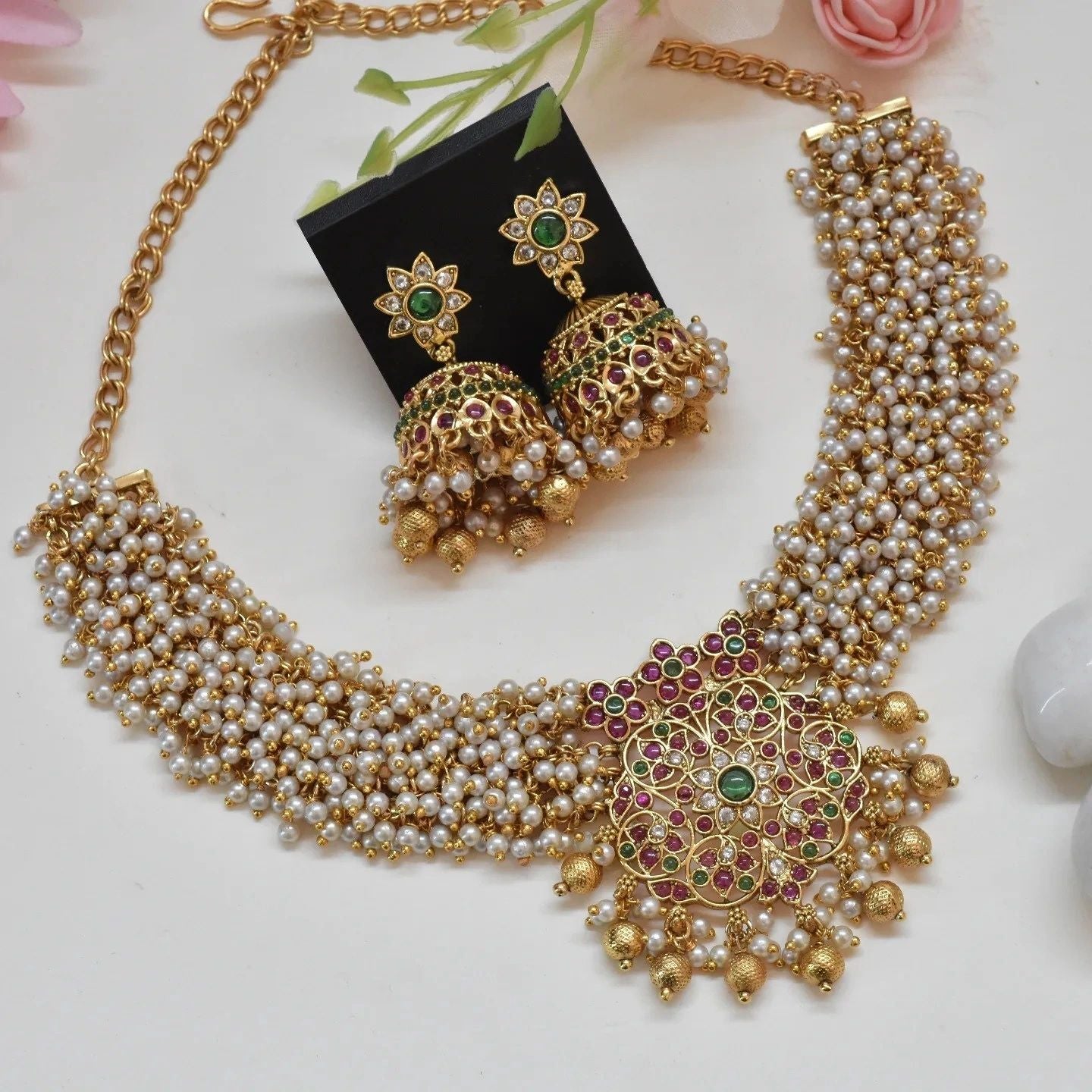 Varnika 2.1 Pearl Necklace set with earrings