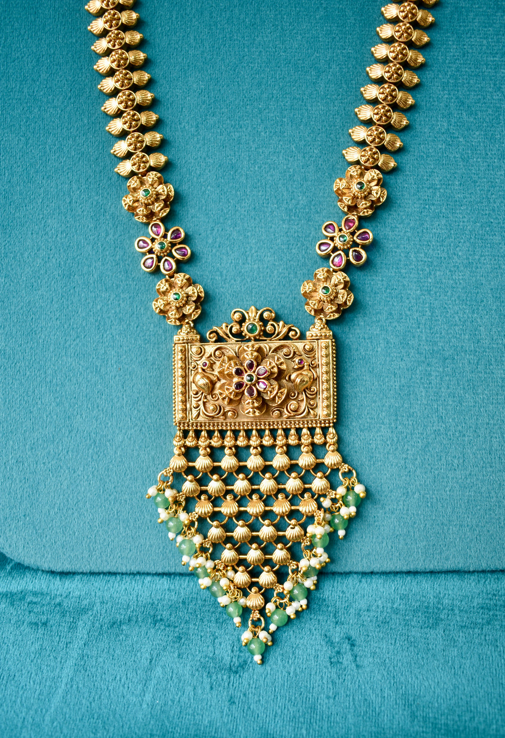 Suvarna Ratnam 8.0 necklace set