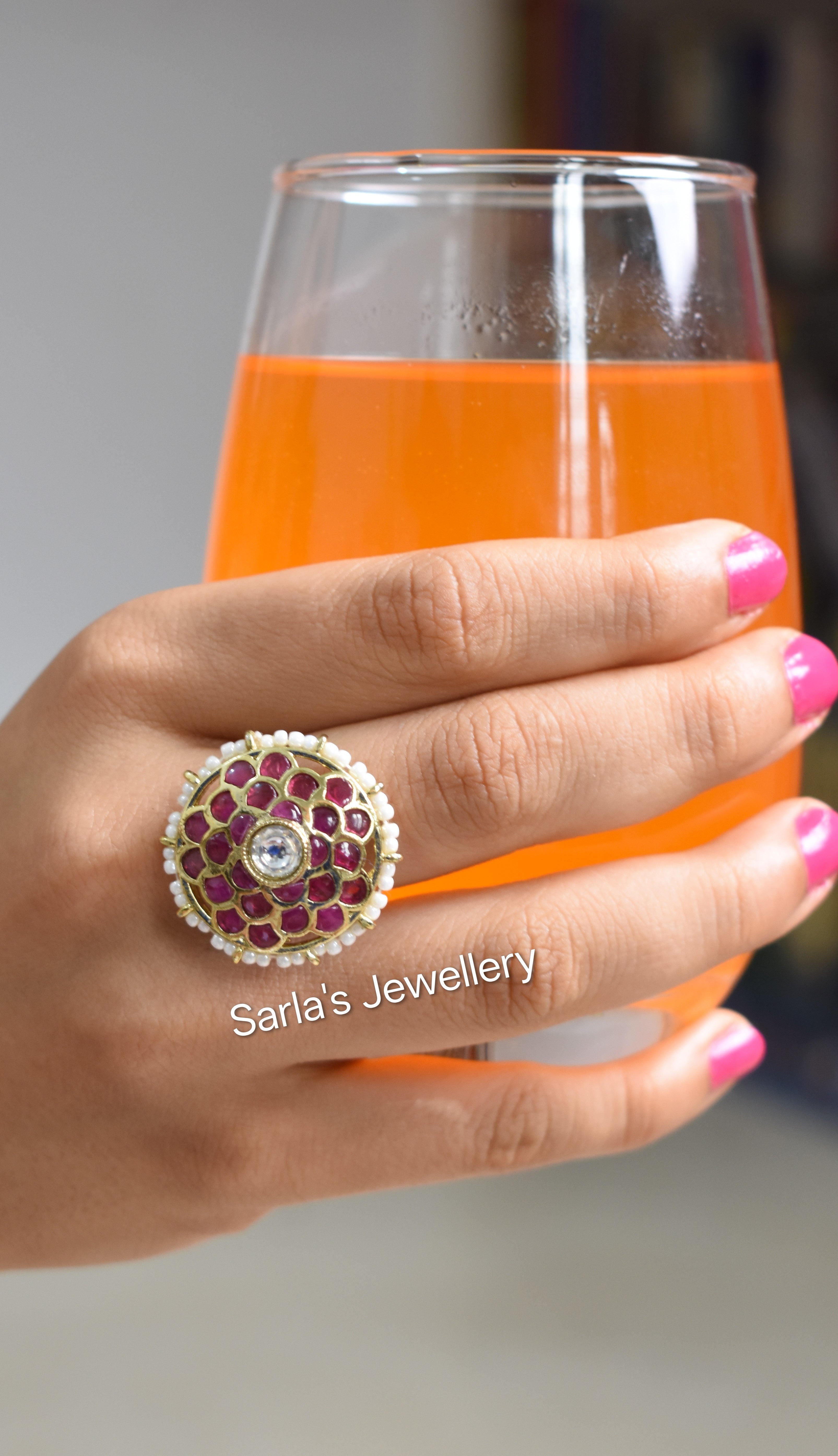 Finger rings