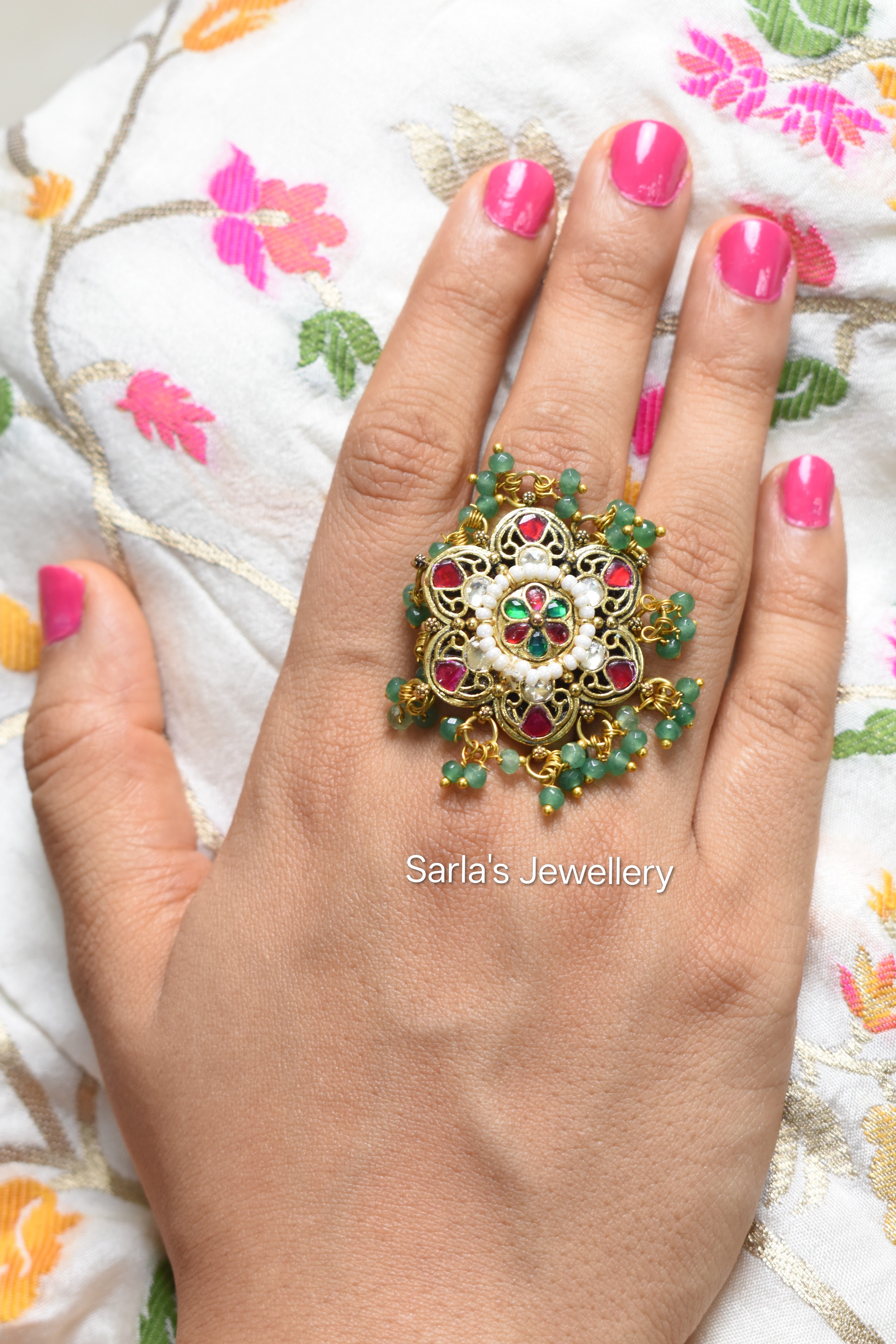 Finger rings