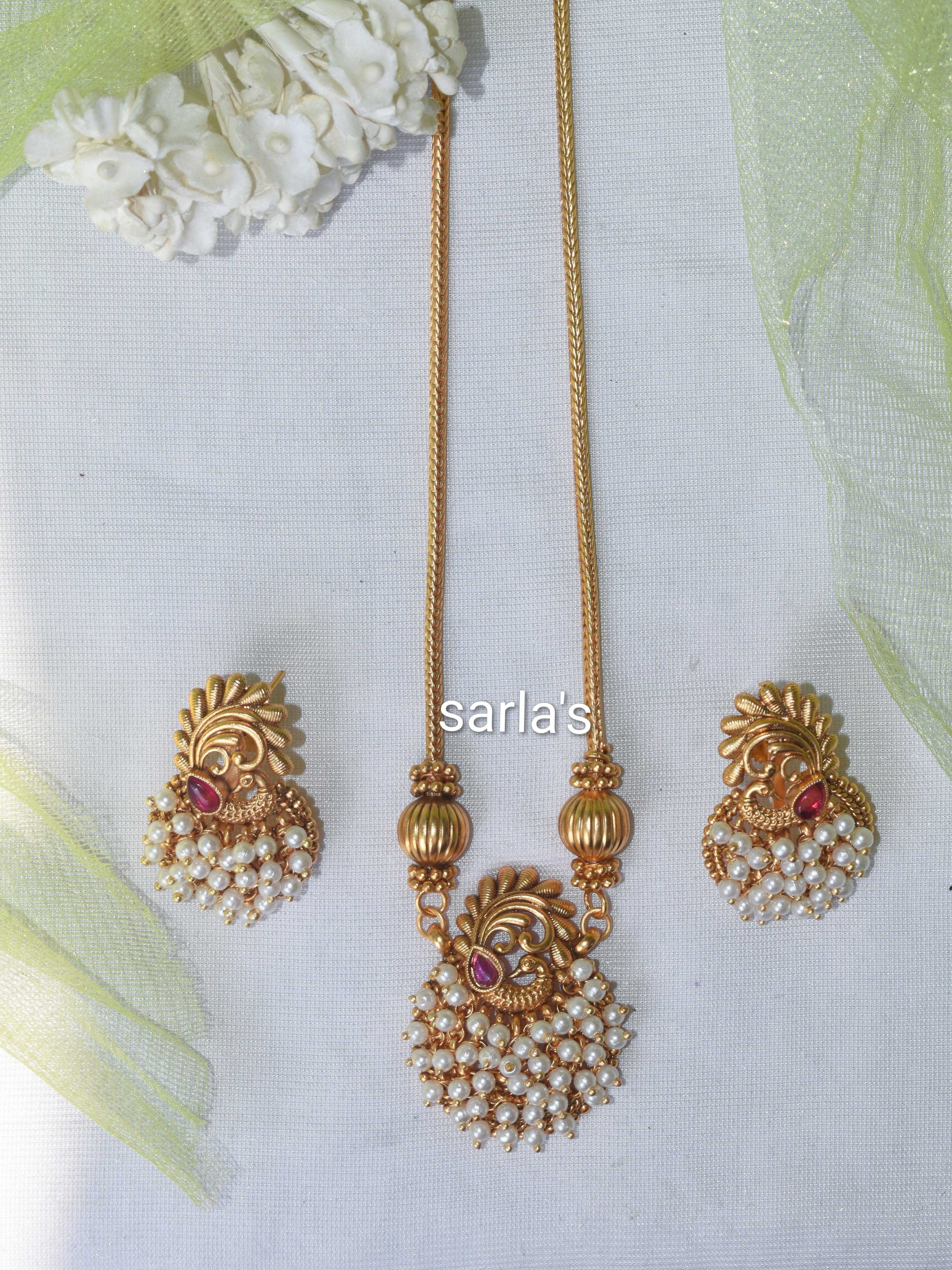 Peacock motiff pearl bunch necklace set