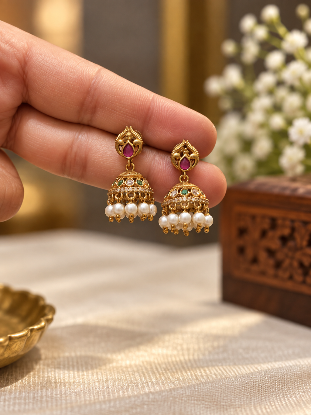 New moti short necklace with earrings
