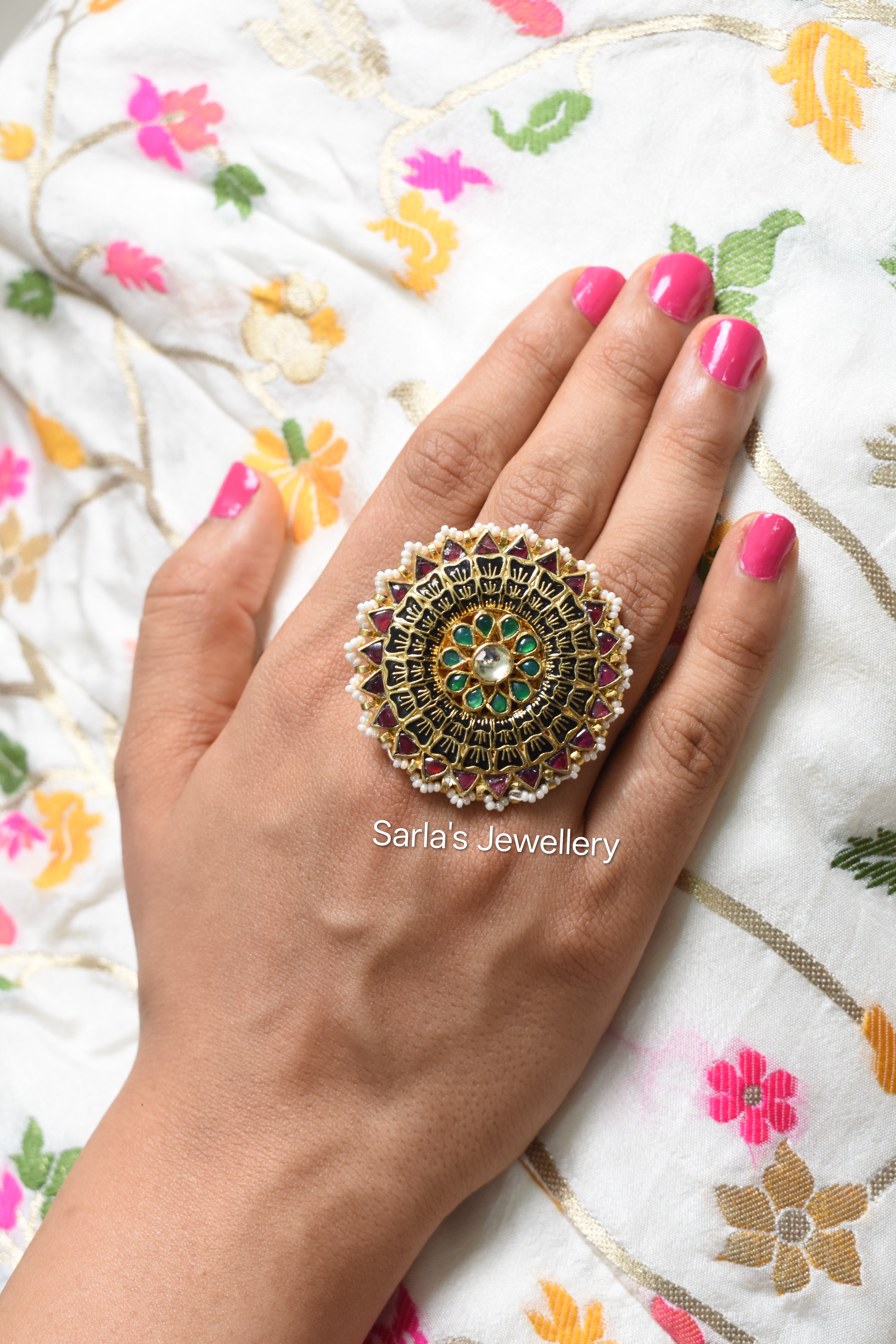 Finger rings
