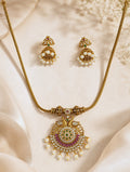 Beautiful swan necklace set