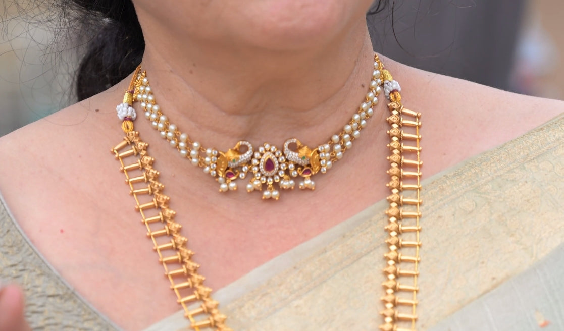 New moti short necklace