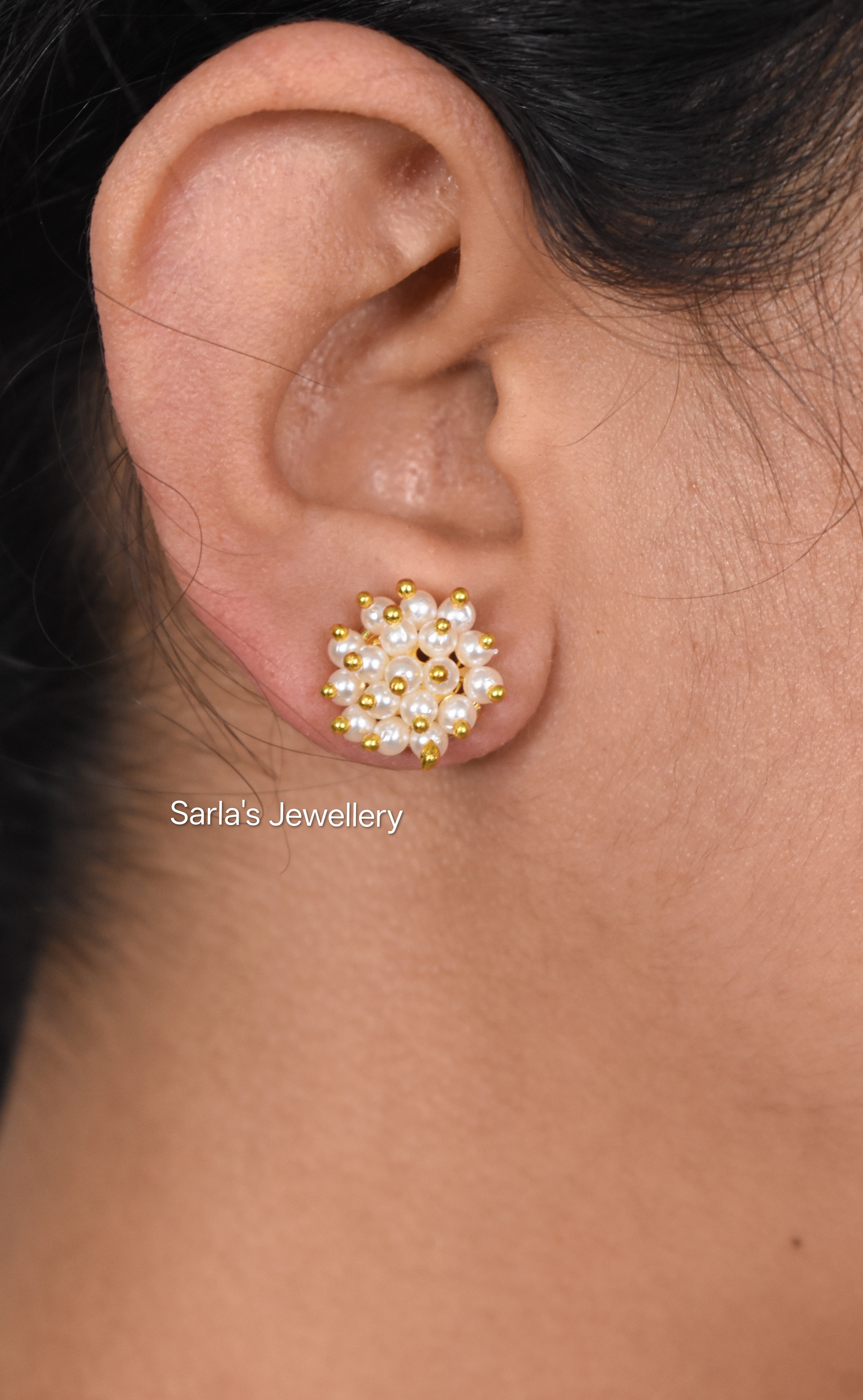 Pearl Cluster Mini Studs