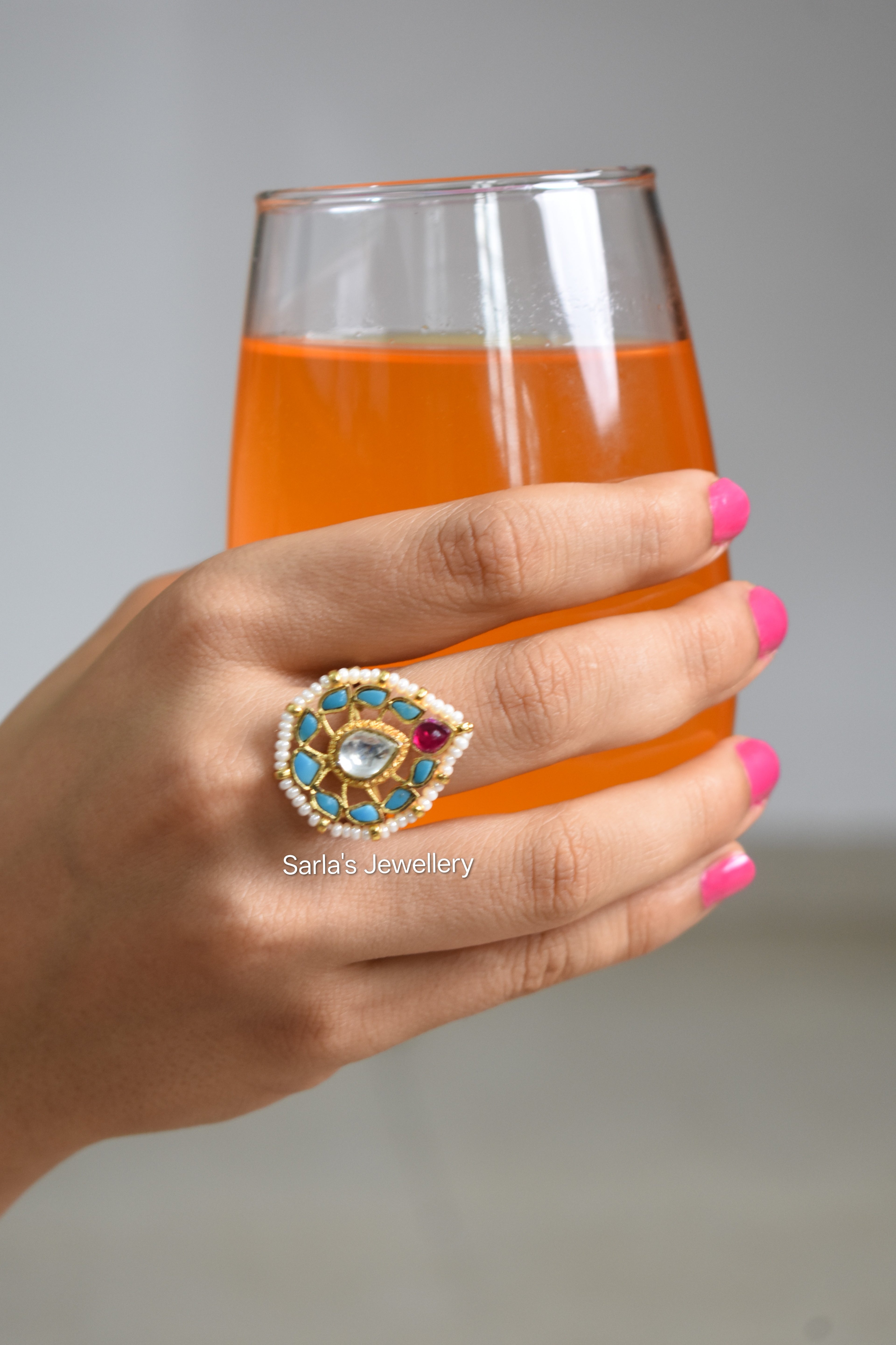 Finger rings