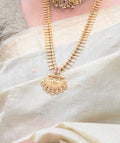 Long necklace with earrings